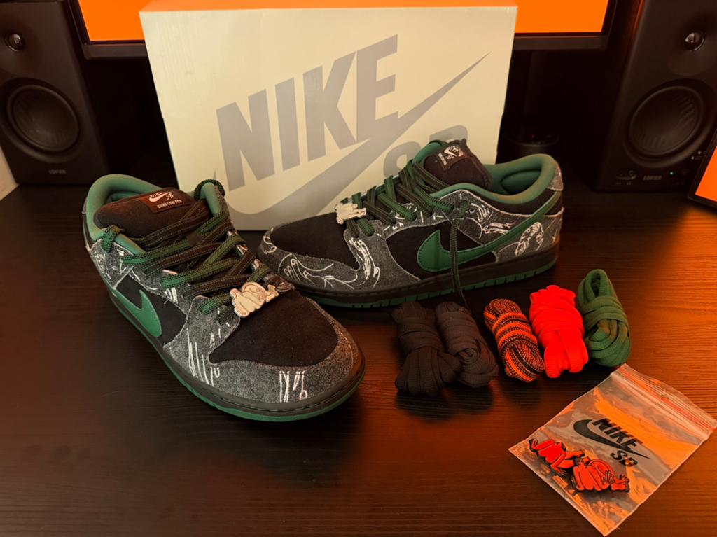 Nike SB dunk low There Skateboards, Ophalen, Zwart, Nieuw, Sneakers