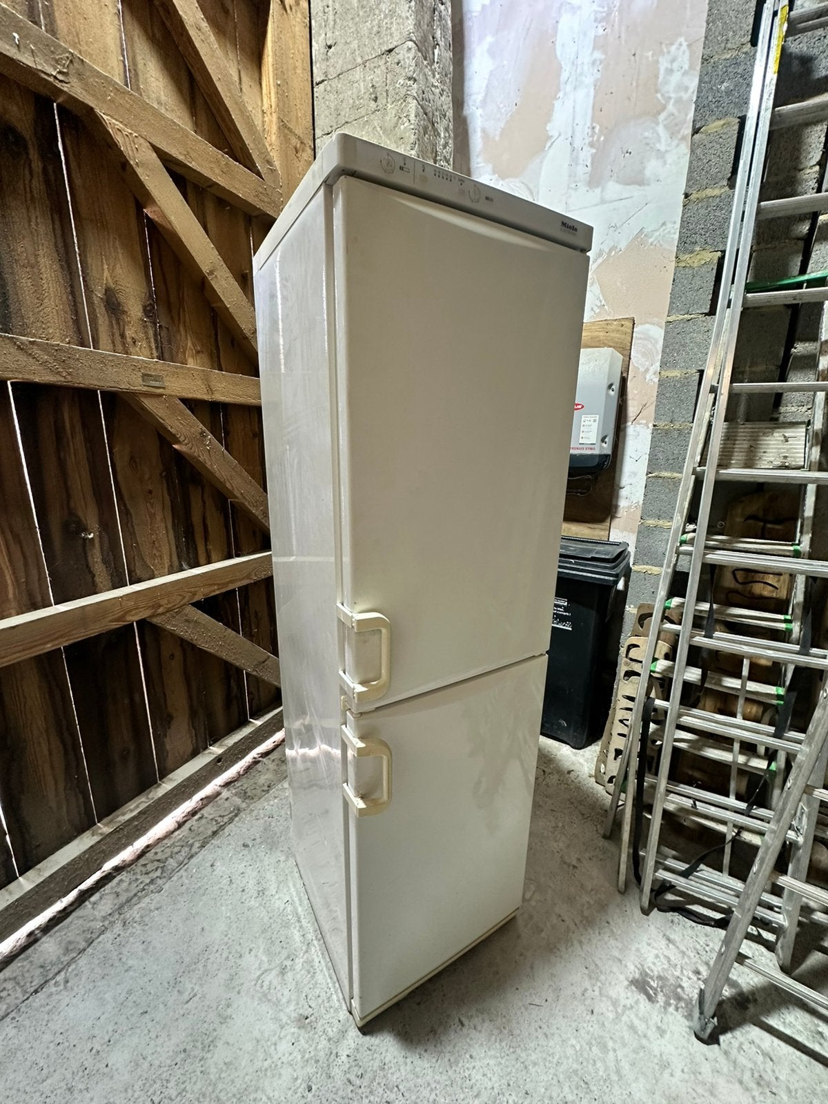 Frigo congélateur miele, Enlèvement, Comme neuf
