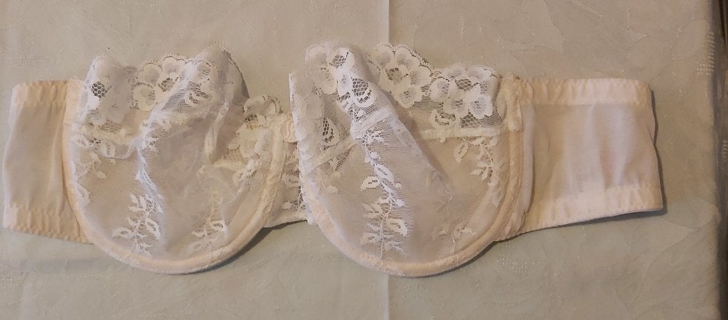 Soutien-gorge de mariée, Antiquités & Art, Enlèvement ou Envoi
