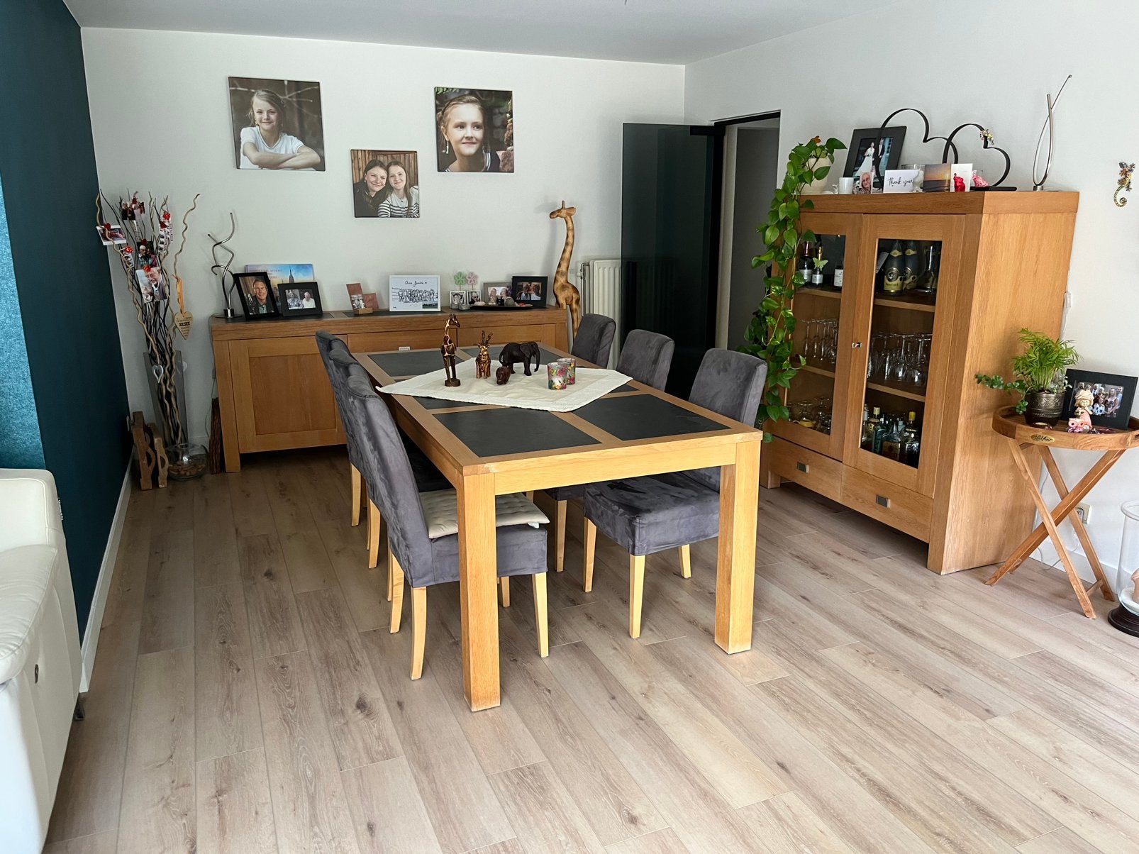Volledige eetkamer: eik en met natuurstenen, Enlèvement, Utilisé, Echt eik met natuursteen, 4 à 6 chaises