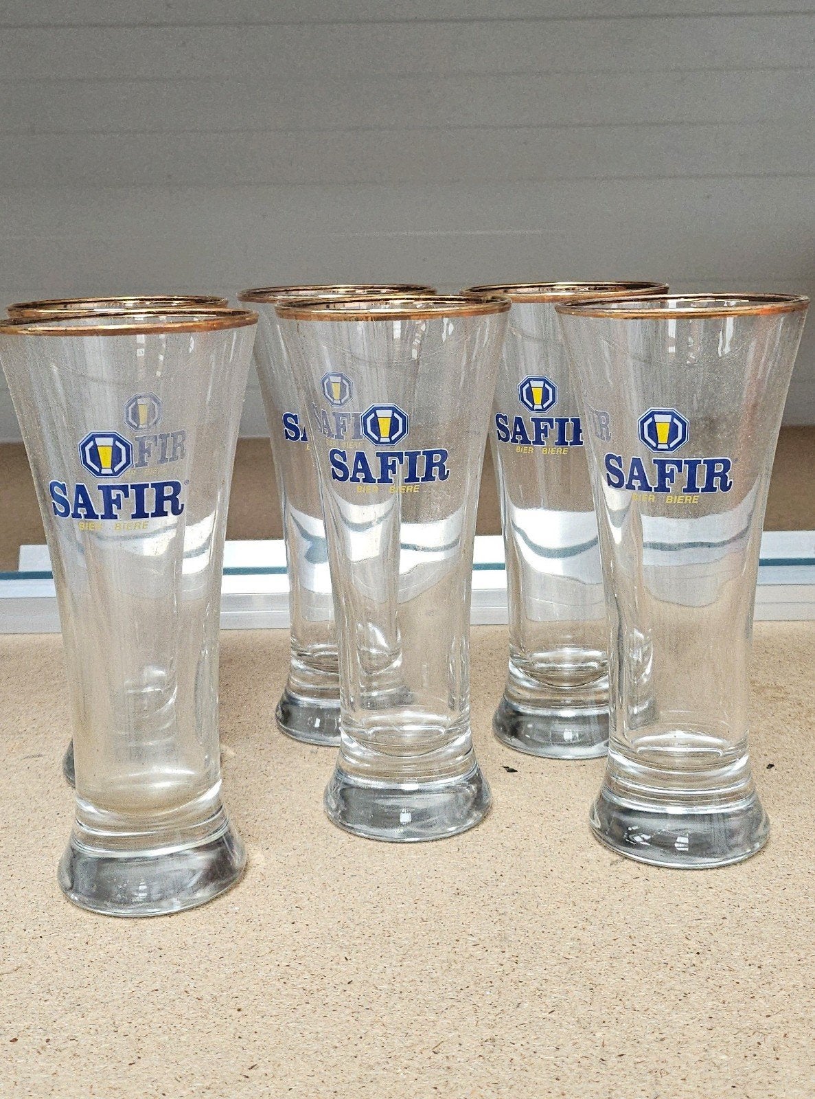 Safir glazen, Ophalen