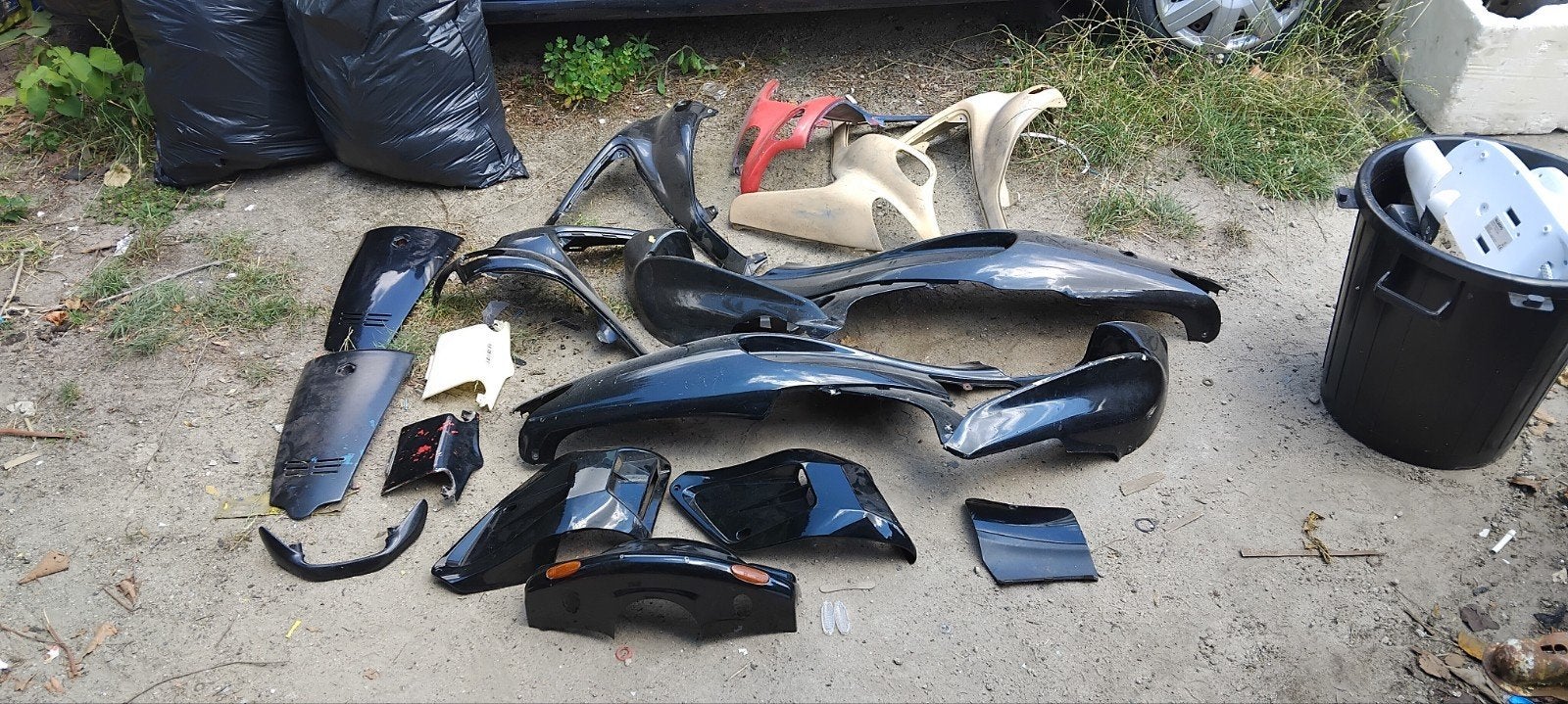 A vendre carénage gilera runner 200euro a discuter, Auto-onderdelen, Overige Auto-onderdelen