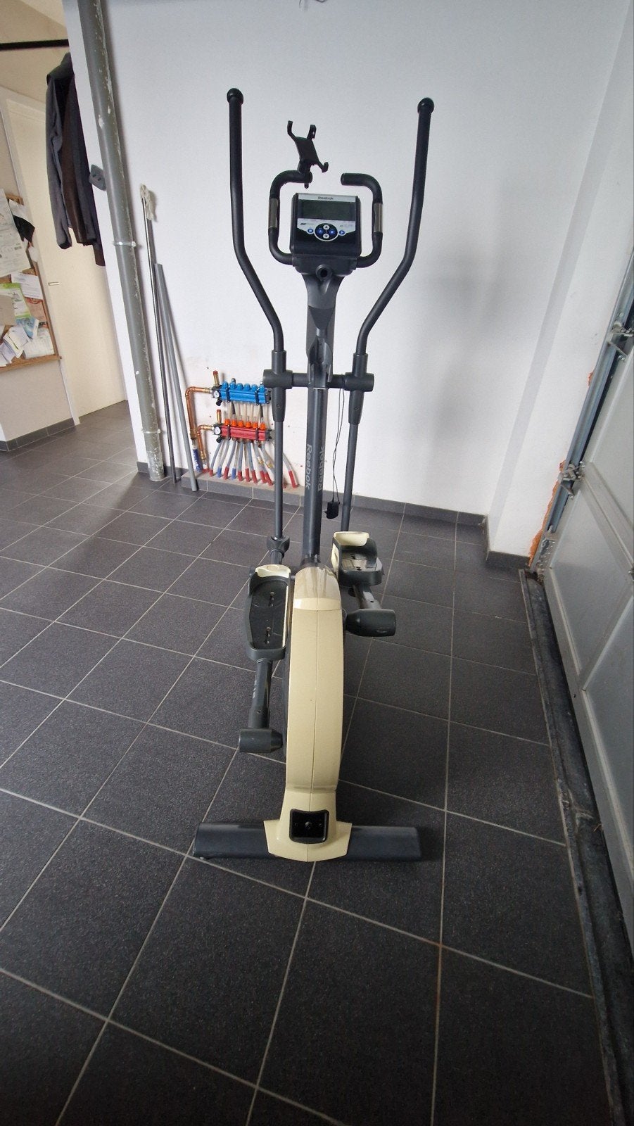 Vélo elliptique Reebok en très bon état, Sports & Fitness, Appareils de fitness, Enlèvement