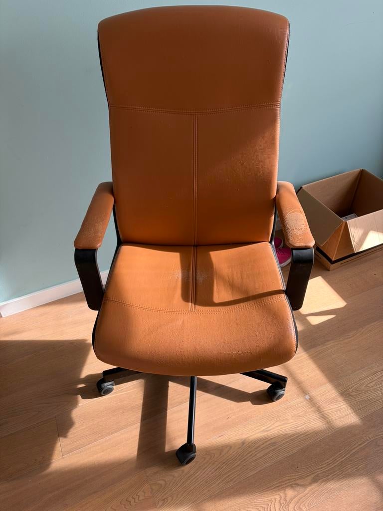 Fauteuil de bureau IKEA Markus marron/noir - ergonomique, Maison & Meubles, Fauteuils, Utilisé, Cuir, Enlèvement
