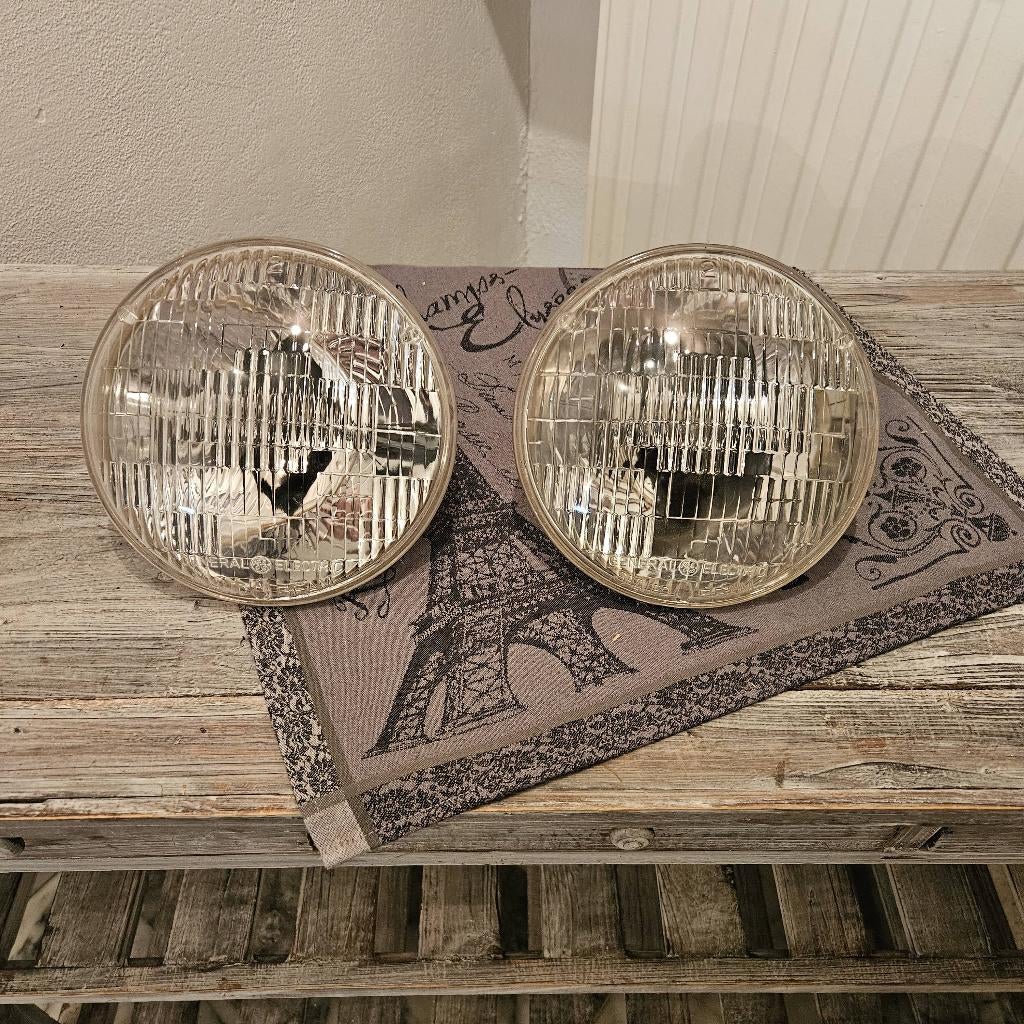 2 koplampen voor de voorouder, Particulier, Te koop
