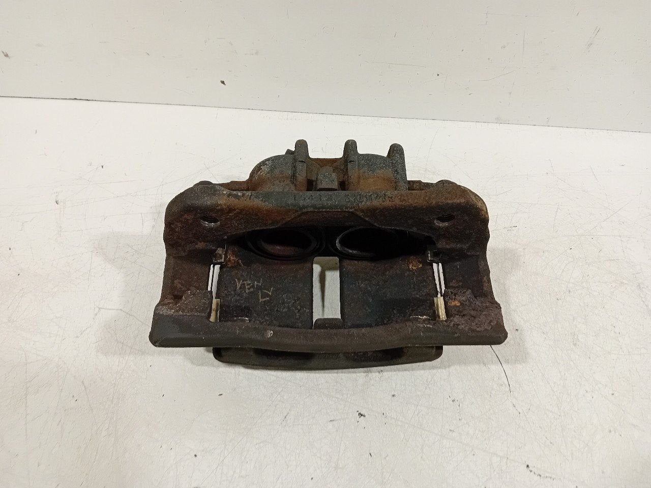 Remklauw links voor Citroën Jumpy, Onderdelen@venauto.nl, Van der Ven Autorecycling B.V., Gebruikt, Ettenseweg 76, 4706 PB Roosendaal, The Netherlands