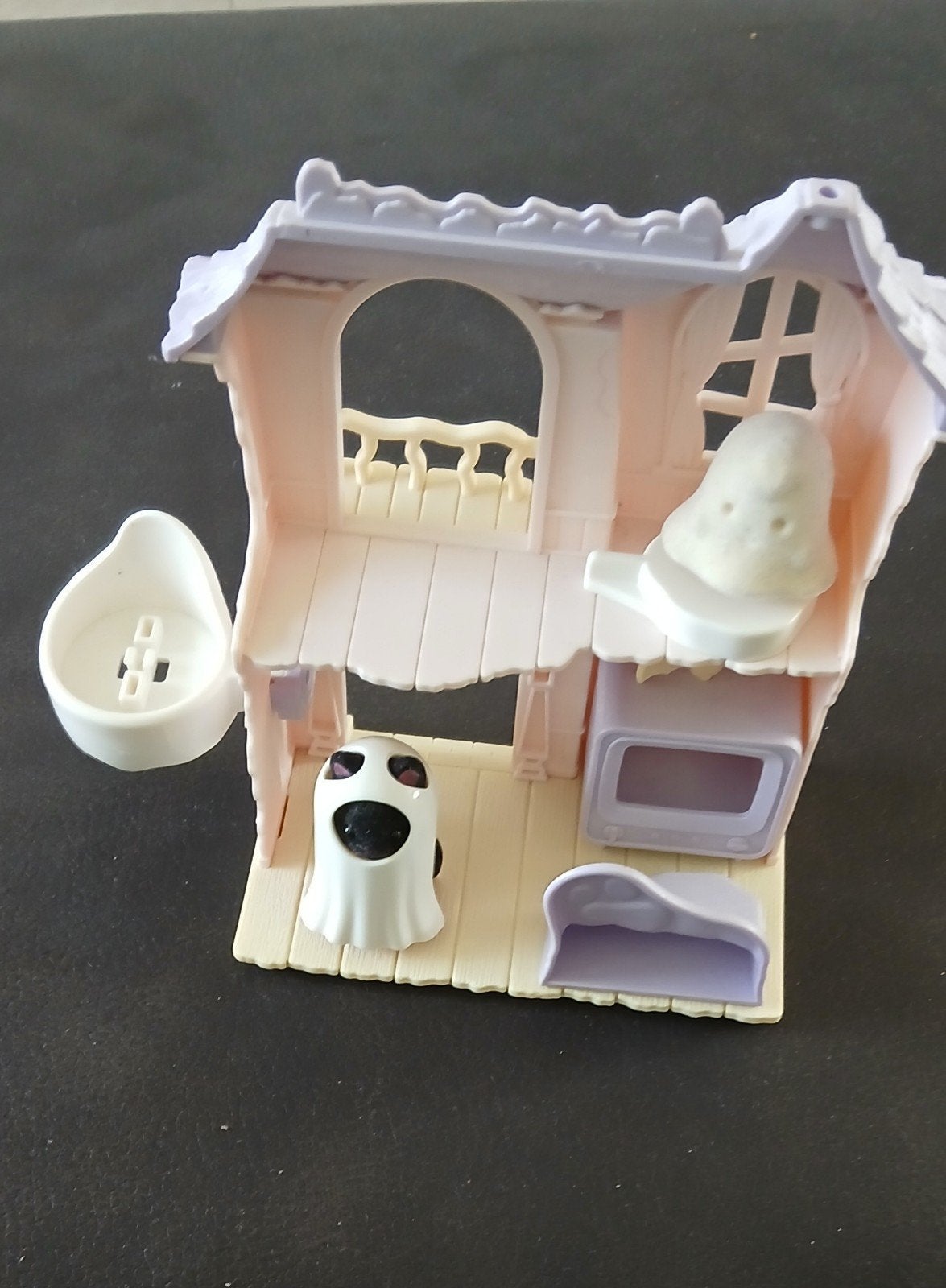 Spoken huisje sylvanian familie, Enlèvement