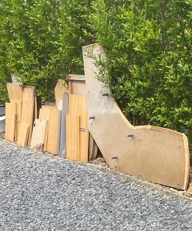 Gratis brandhout af te halen in Dorne, Minder dan 3 m³, Ophalen, Overige houtsoorten, Blokken