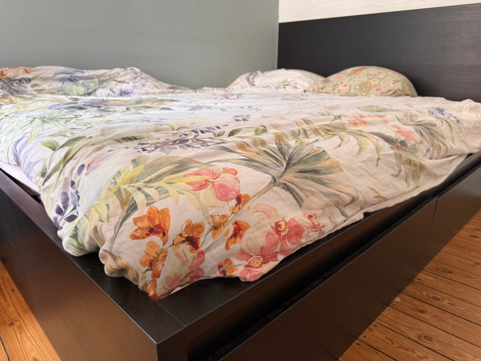 Bedframe met lattenbodem 140x200, Ophalen, Zo goed als nieuw
