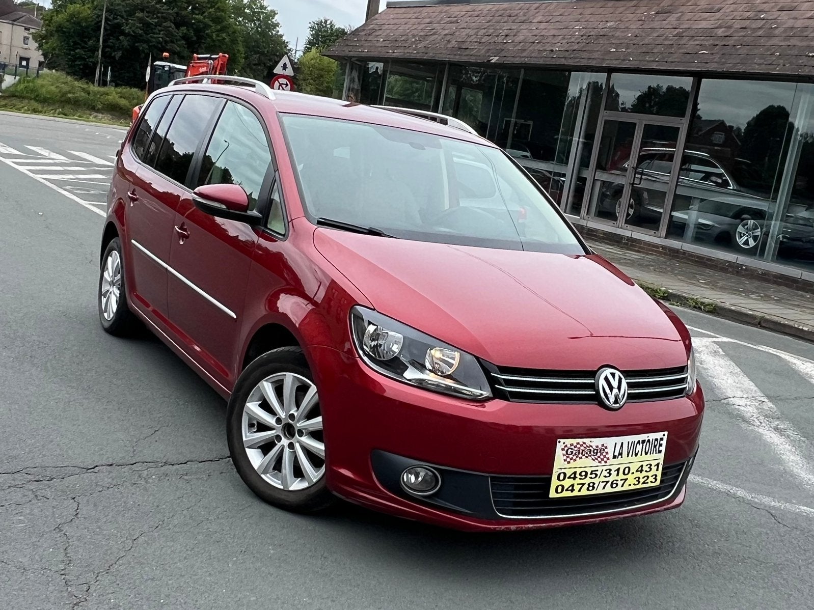 Volkswagen Touran 7 PLACES 2014 année 1.6 tdi 0032478767323, Auto's, Volkswagen, Voorwielaandrijving, Euro 5, Beige, 4 cilinders