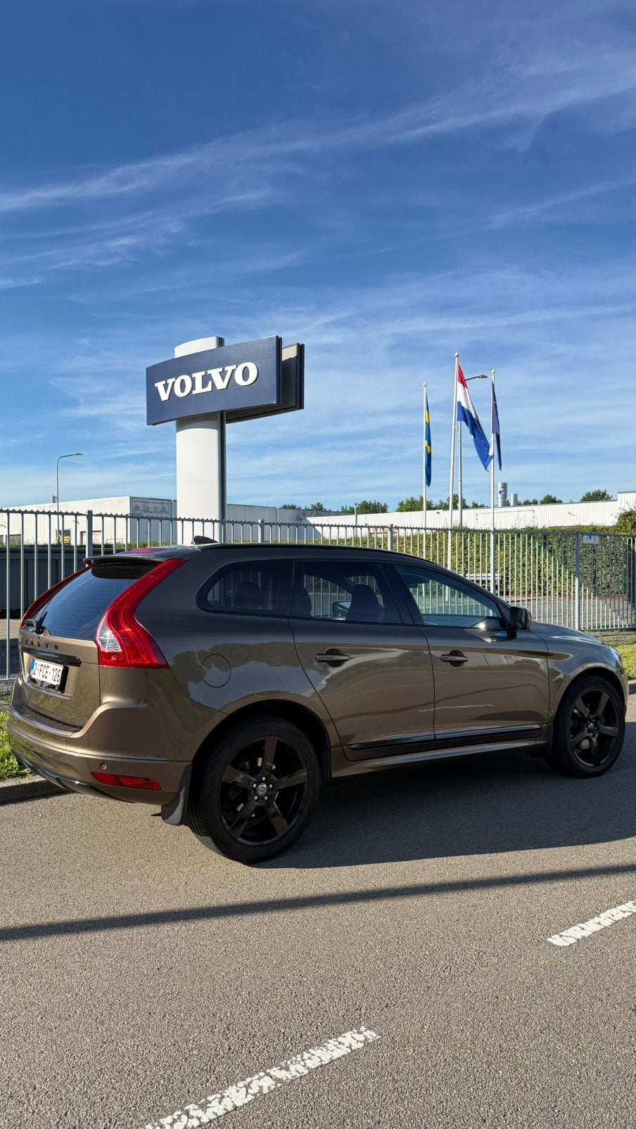 Volvo XC60 2.0 D3 Summum Edition entièrement automatique, Autos, Cuir, Euro 5, Achat, Noir