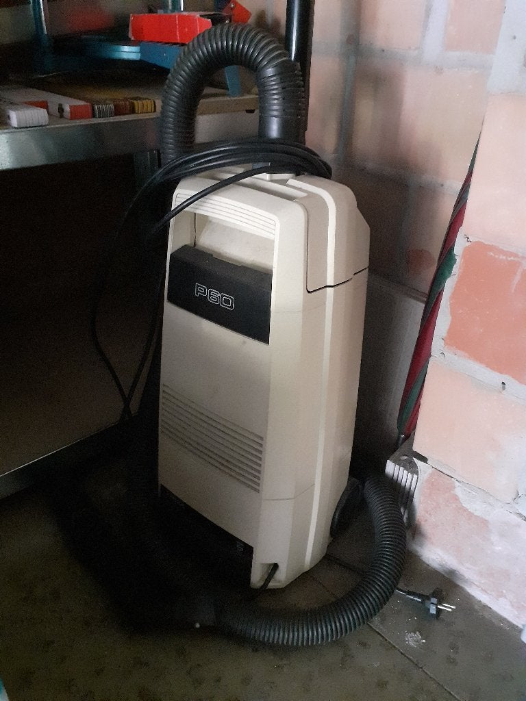 Aspirateur Philips P60 Vintage — Fabriqué en Hollande, Electroménager, Philips, Enlèvement, Utilisé, Moins de 1 200 watts