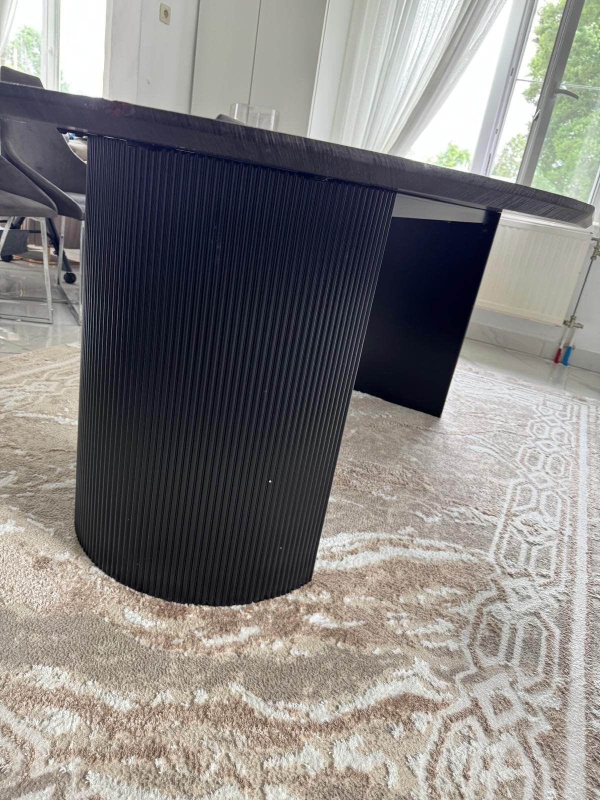 Tafel in goede staat, Enlèvement