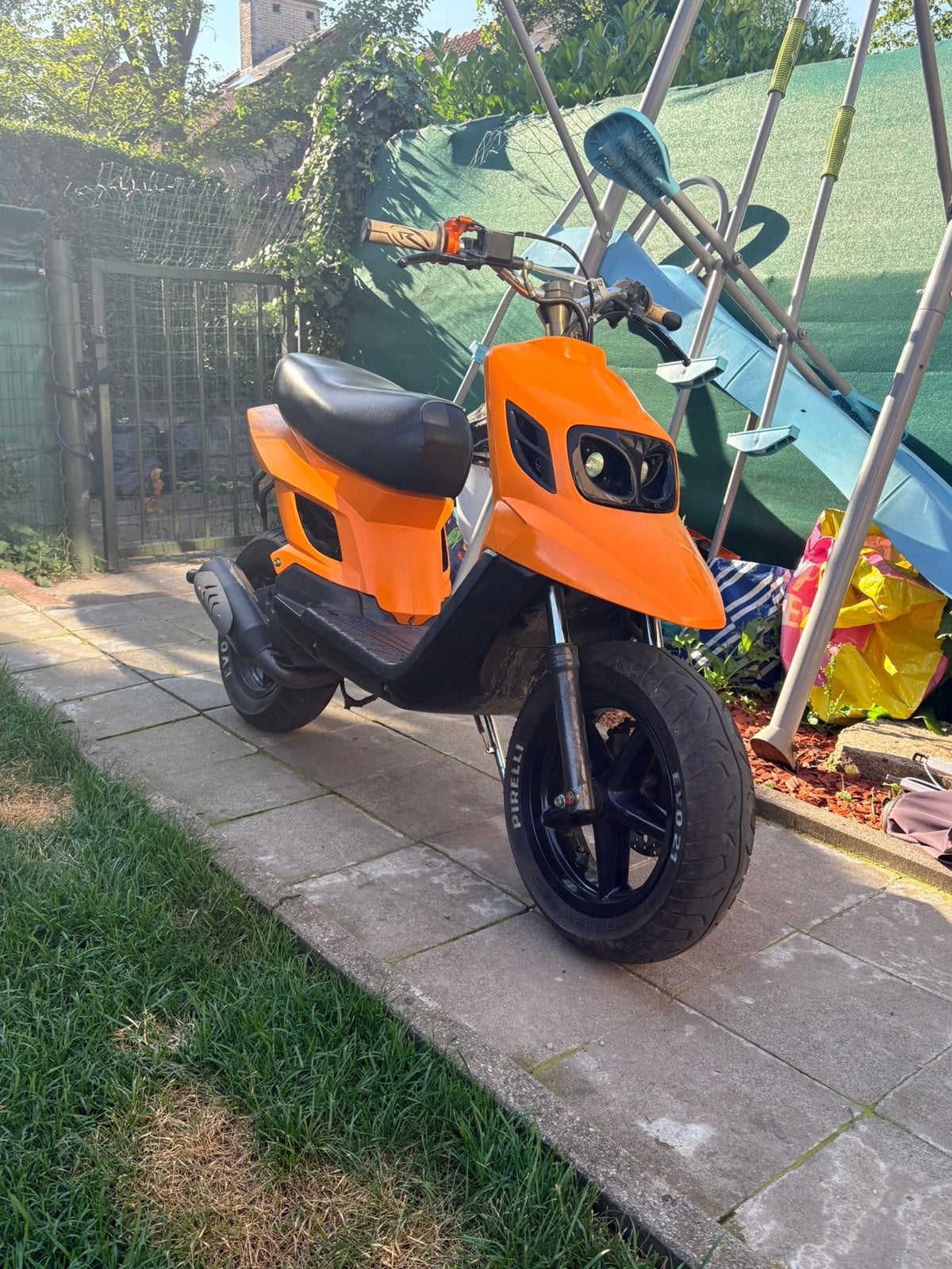Mbk booster full bcd nieuw model a klasse te koop/ruil, Ophalen, Zo goed als nieuw, Zip