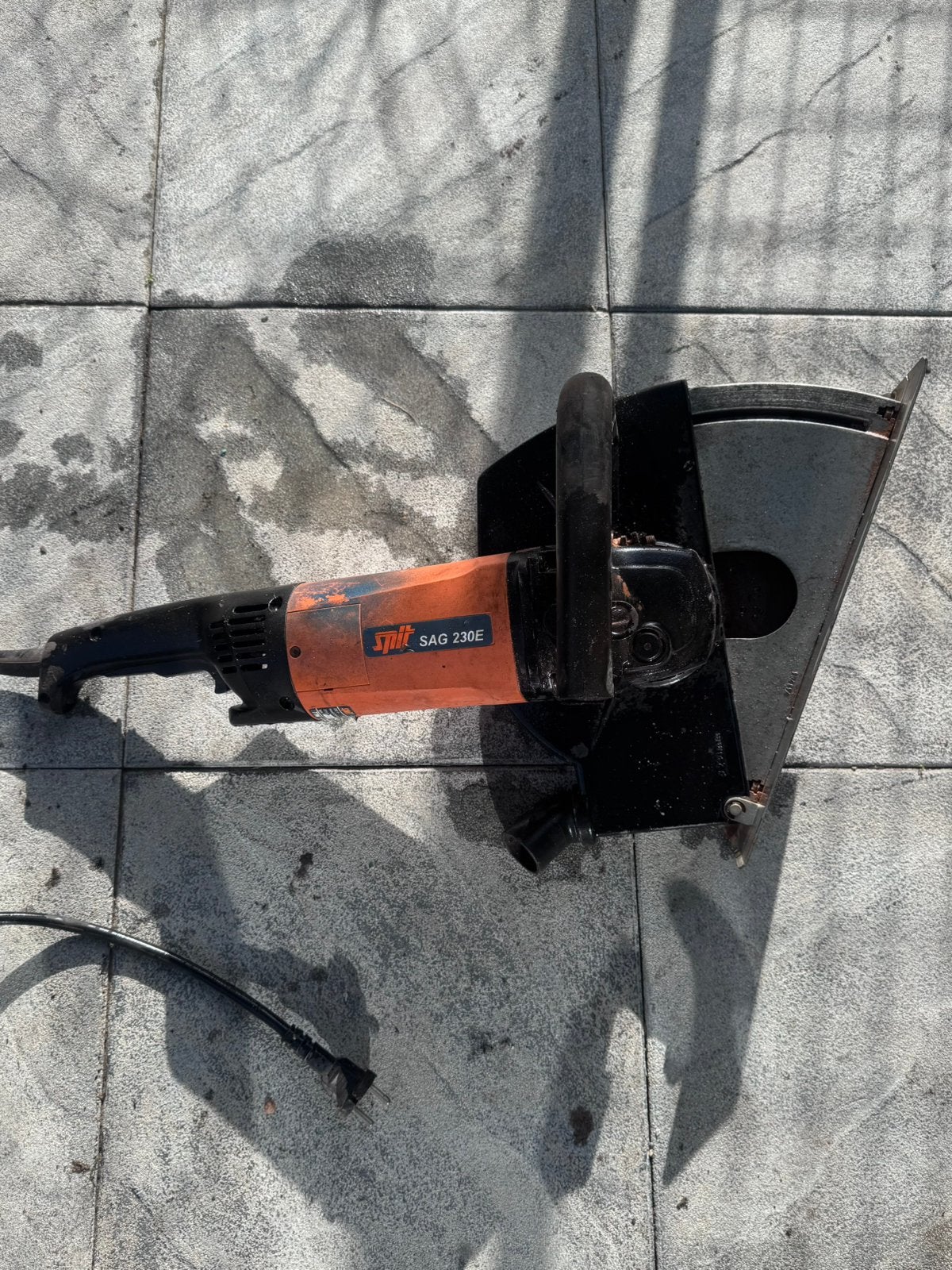 SPIT SAG 230E 2400W haakse slijper 230mm + originele stofkap, Ophalen, Zo goed als nieuw