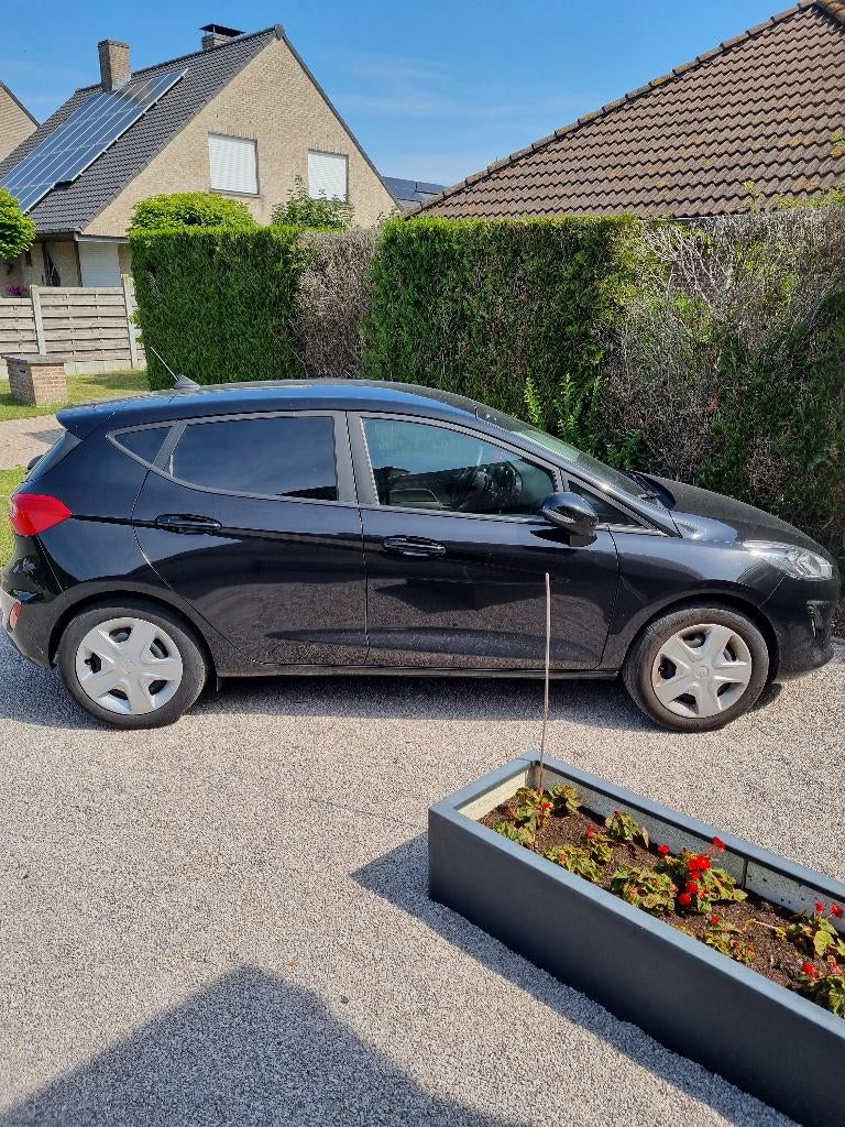 Ford Fiesta, Auto's, Voorwielaandrijving, Stof, 4 cilinders, Zwart