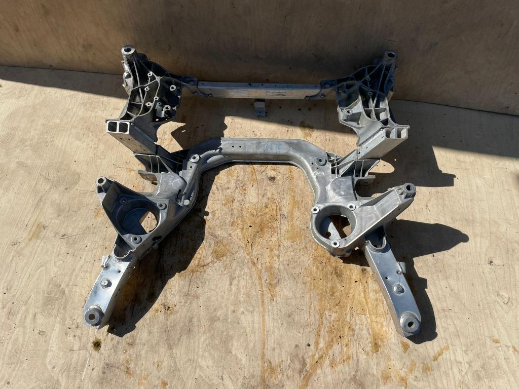 BERCEAU AVANT BMW 5 F10 F11, BMW 6 F06, F12, F13 6797648, Enlèvement, Utilisé, BMW