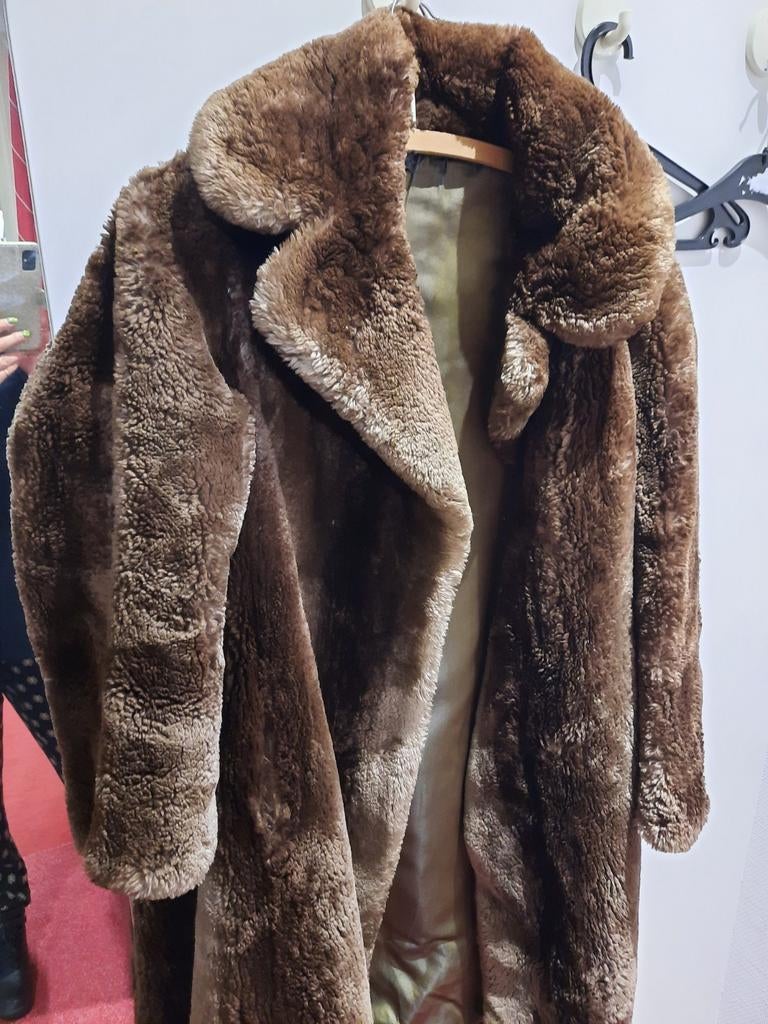 Lange bruine teddy mantel, Ophalen of Verzenden, Zo goed als nieuw