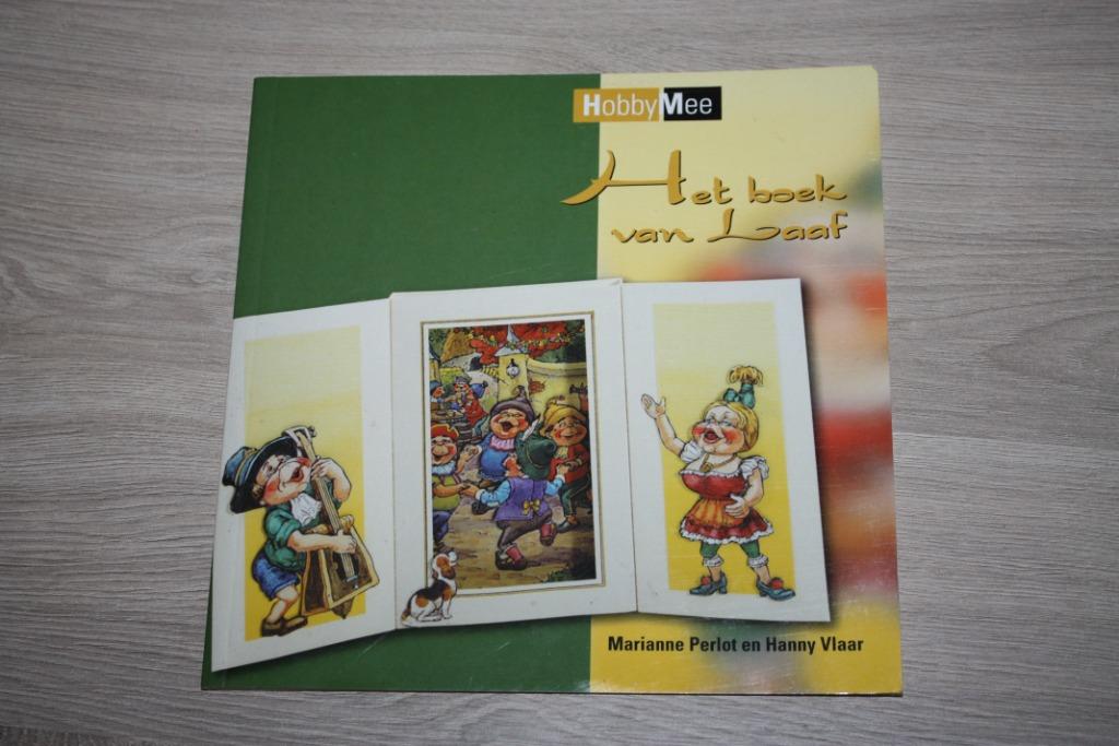 Het boek van Laaf , hobby boekje , 2000 als nieuw, Livres, Loisirs & Temps libre, Enlèvement ou Envoi, Marianne P. en Hanny V