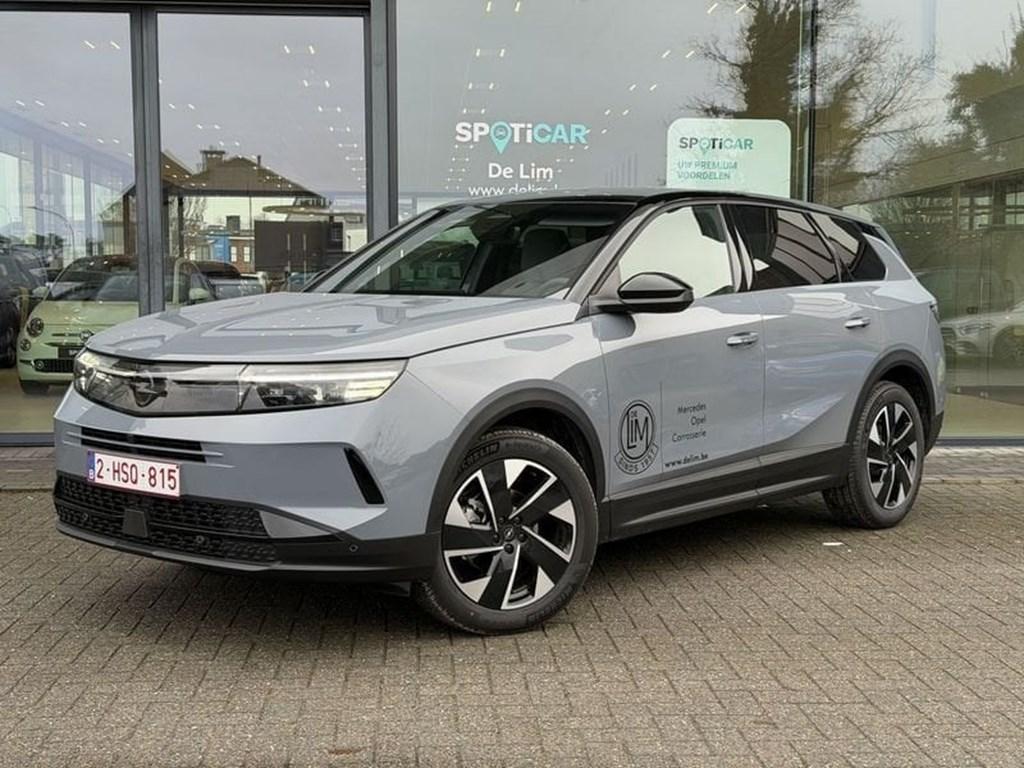 Opel Grandland GS 1.2T Hybrid *Navi*CarPlay*Camera*, Auto's, Opel, Zwart, 136 pk, 124 g/km, Bedrijf