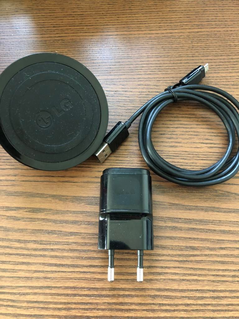 LG draadloze oplader WCP-405 met kabel en adapter, Ophalen of Verzenden