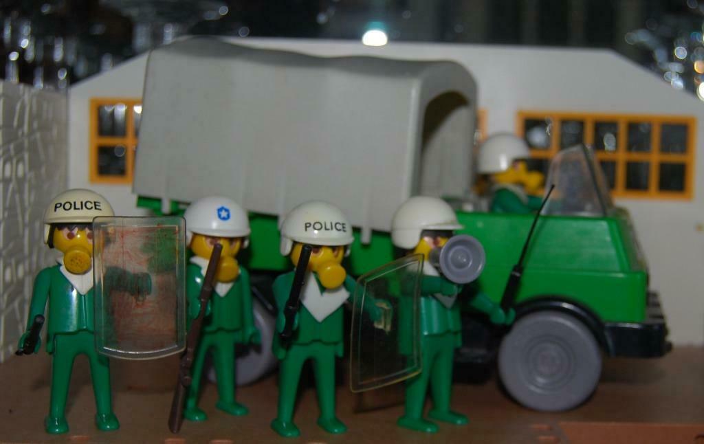Playmobil Truck Police anti-émeute 1977, Enlèvement ou Envoi, Utilisé, Ensemble complet