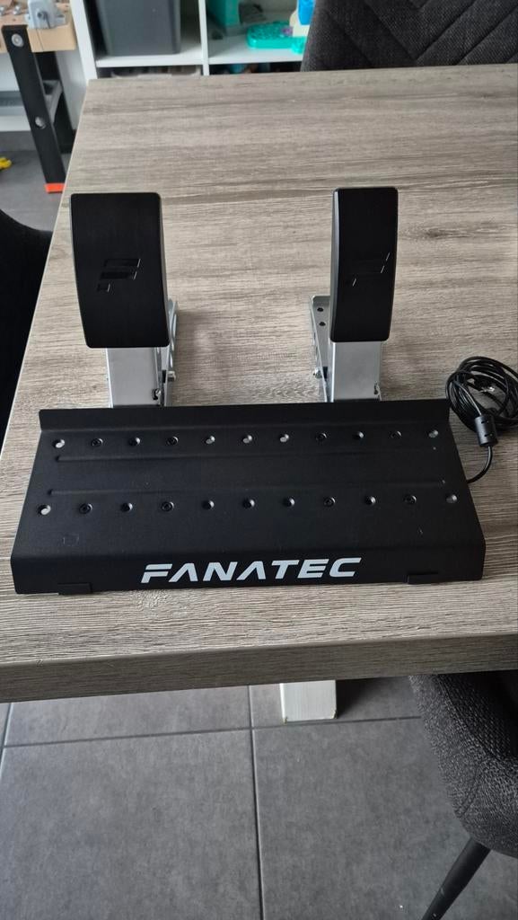 Pedalier fanatec, Enlèvement