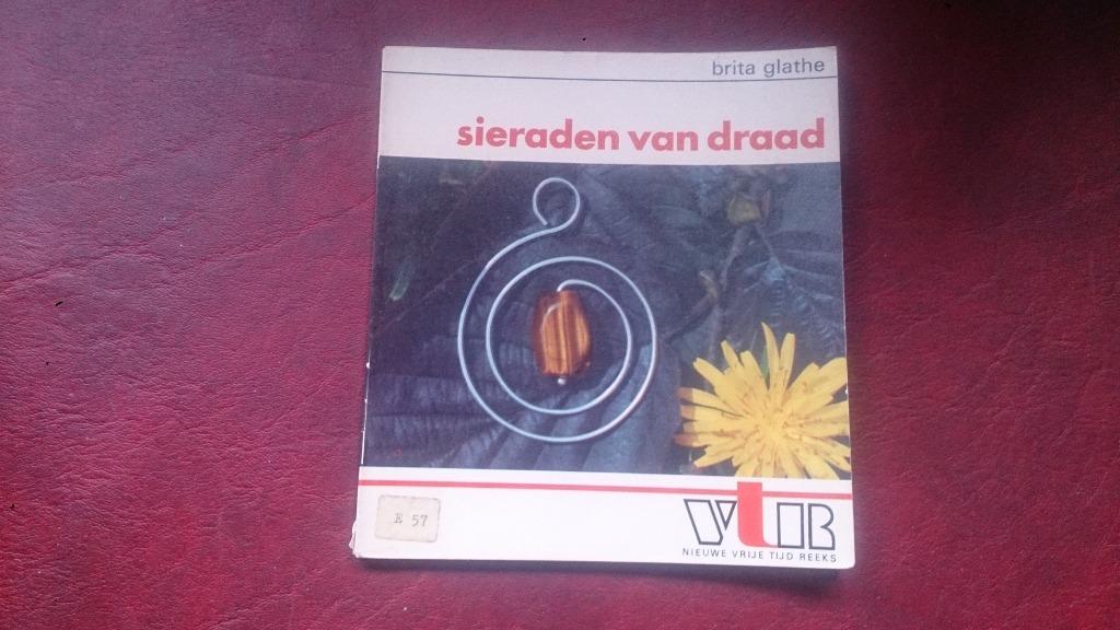 Sieraden van draad, Ophalen of Verzenden
