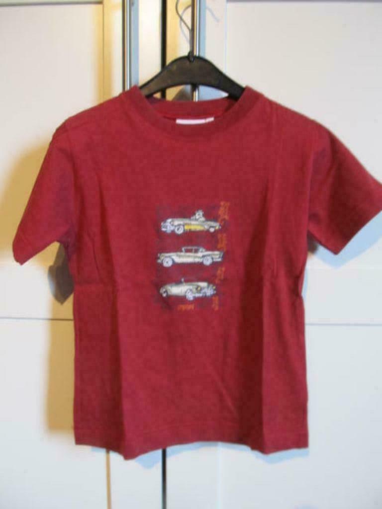 2 T-shirts maat 104-110 korte mouw Esprit, Enlèvement ou Envoi, Utilisé, Garçon, Chemise ou À manches longues