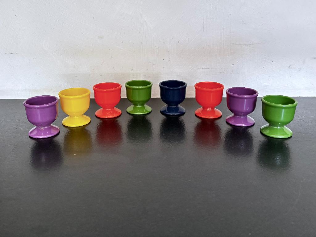 8 coquetiers vintage rétro multicolores - Bema, Enlèvement ou Envoi