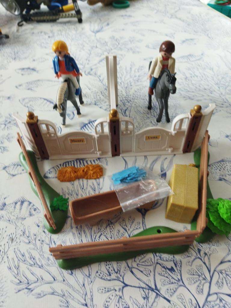 mini ecurie playmobil, Enlèvement ou Envoi, Comme neuf