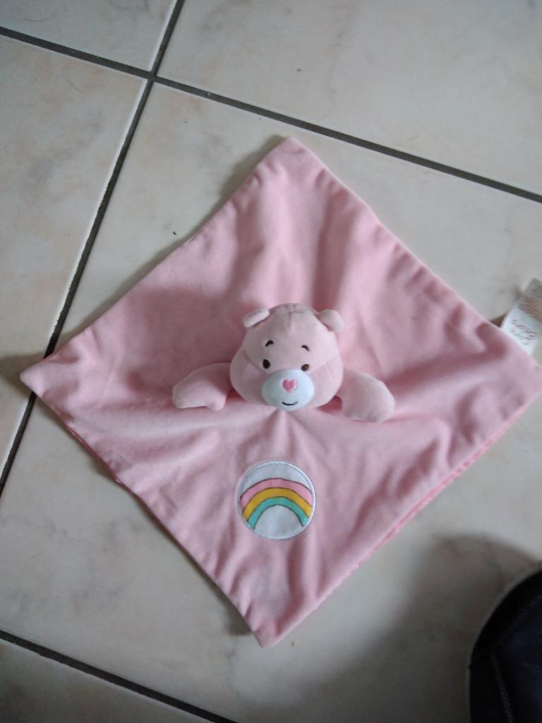 knuffeldoekje care bears roos (doos doekjes mei 2024), Ophalen of Verzenden, Nieuw