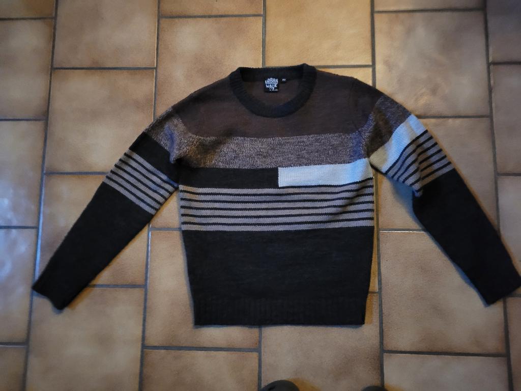 wintertrui jongen maat 146, Kinderen en Baby's, Kinderkleding | Maat 146, Trui of Vest, Ophalen of Verzenden, Jongen, Bel en Bo