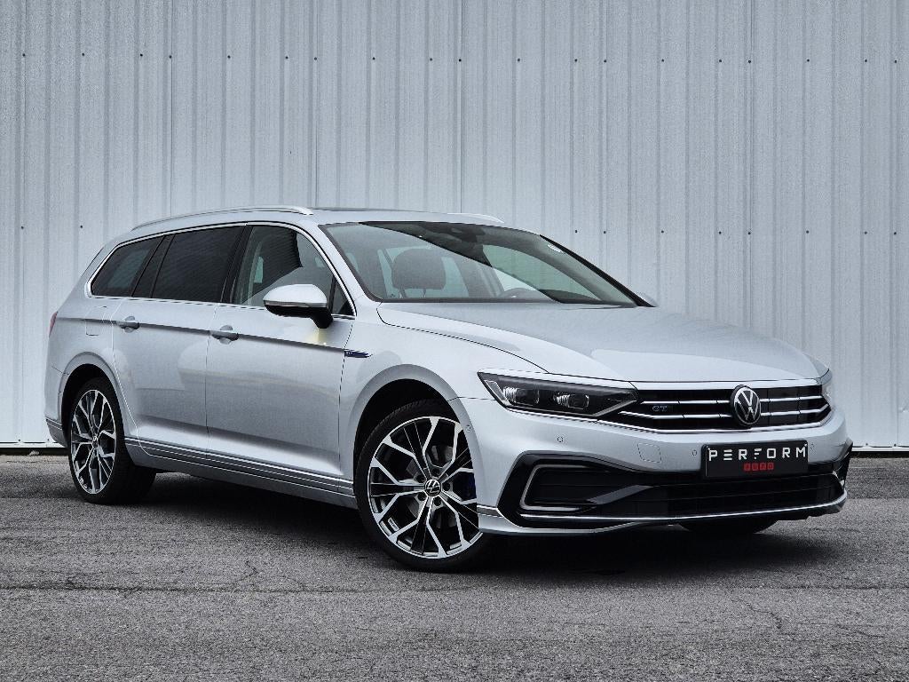 Volkswagen Passat GTE 1.4 PHEV *Full*Massage*Panodak*Gantie, Auto's, 35 g/km, Leder, 5 deurs, Hybride Elektrisch/Benzine