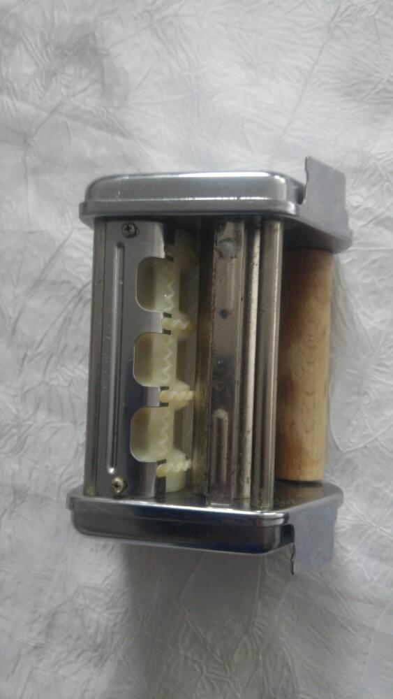 Moule pour machine a pâtes italy, Antiquités & Art, Enlèvement ou Envoi