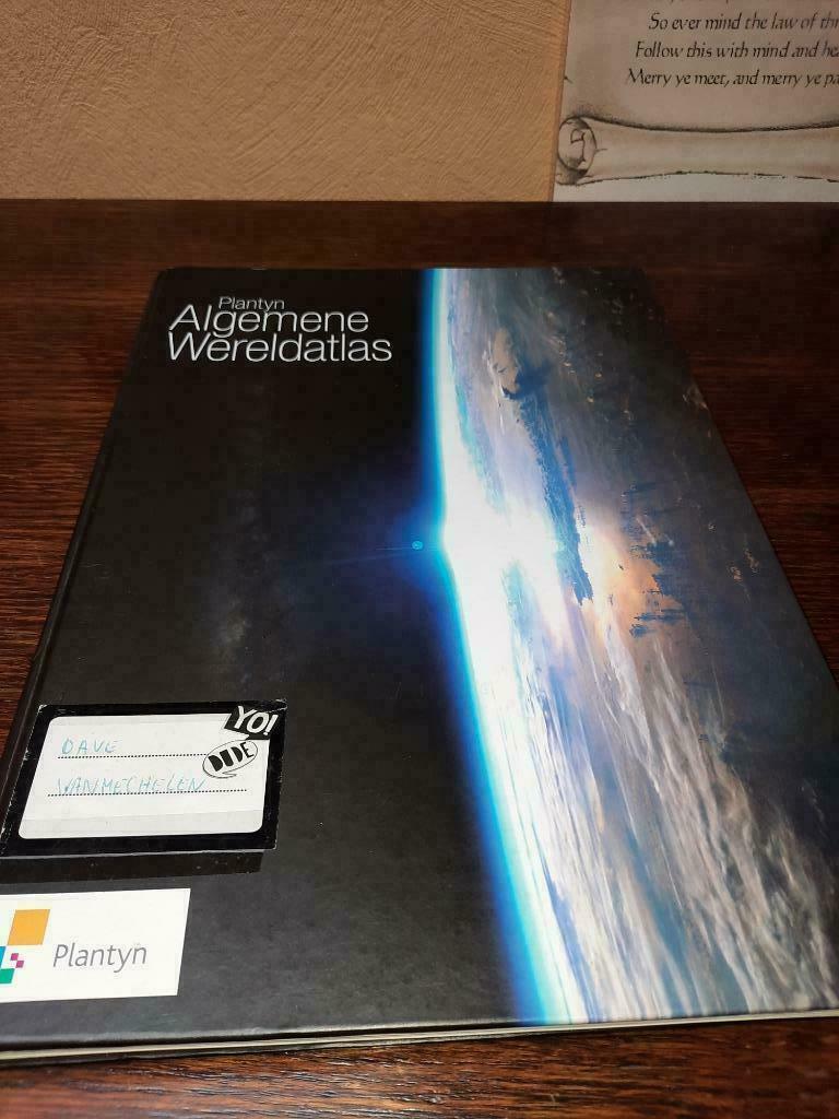 Algemene wereldatlas, Plantyn, Ophalen of Verzenden, Zo goed als nieuw, Aardrijkskunde, Plantyn