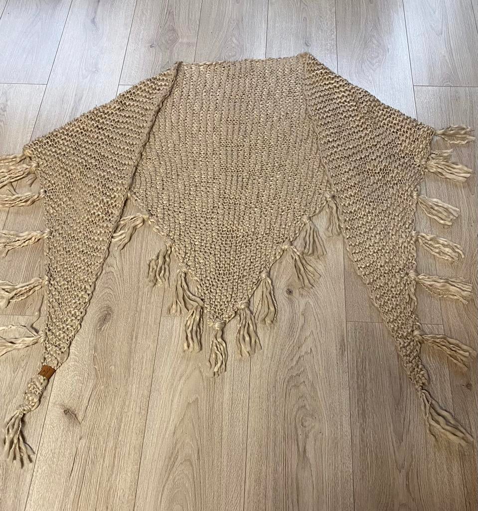 Driehoekige sjaal MGO, prijs: 7€, Kleding | Dames, Ophalen of Verzenden, Zo goed als nieuw, Sjaal