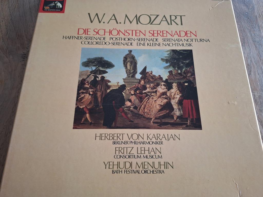 Mozart / Karajan - Die Schönsten Serenaden Box 3 x Lp's, Ophalen of Verzenden, Kamermuziek, Gebruikt, 12 inch
