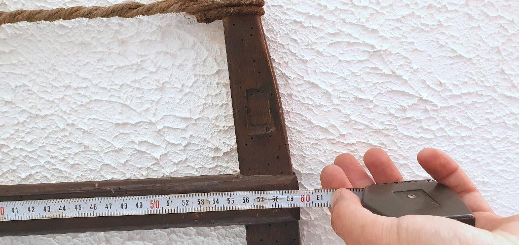 Scie ancienne à main, en bois avec corde tendeur, Enlèvement