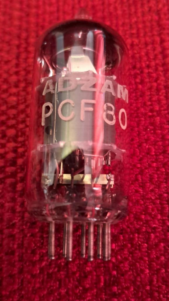 2 lampes PCF80 neuves pour radio ampli TV  projecteurs, TV, Hi-fi & Vidéo, Envoi