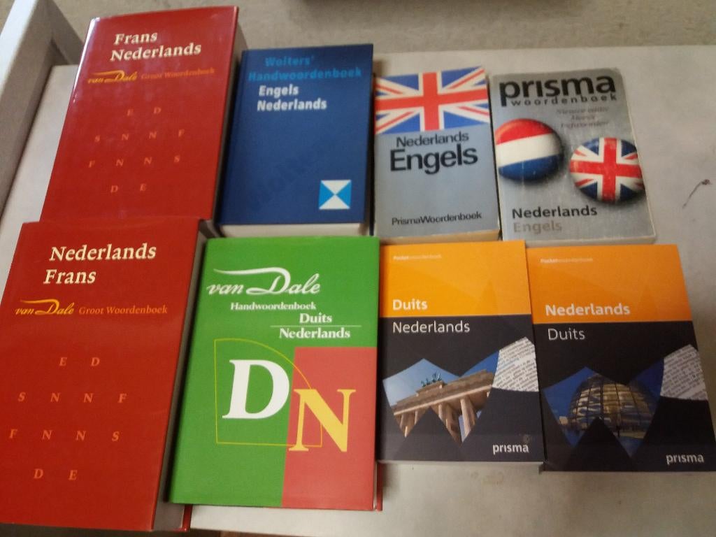 8 woordenboeken Ned / Fr / Duits / Eng., Livres, Dictionnaires, Enlèvement ou Envoi, Utilisé, Autres langues