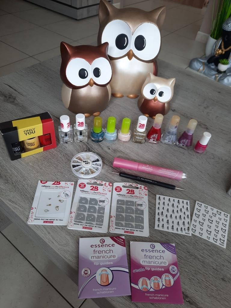 Set de vernis à ongles, Enlèvement ou Envoi, Comme neuf