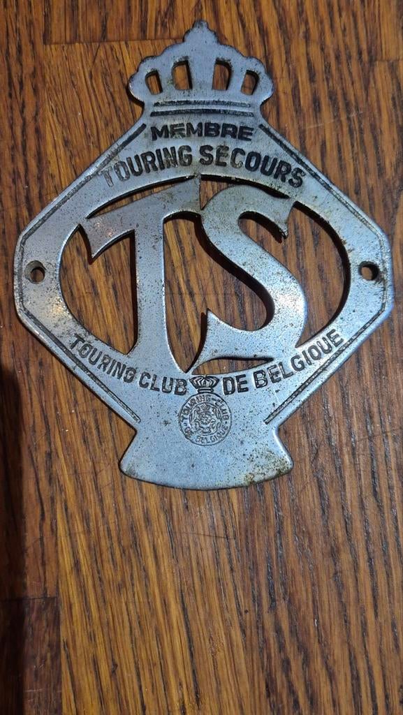 Insigne Touring Secours, Enlèvement ou Envoi