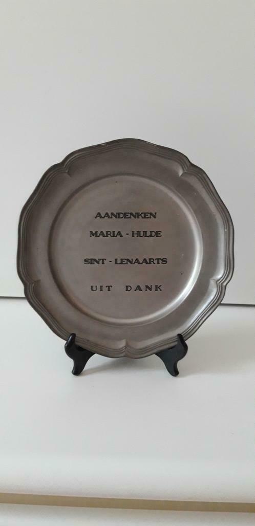 Tinnen bord,met stempel,Maria Hulde Sint-Lenaarts,aandenken, Ophalen of Verzenden