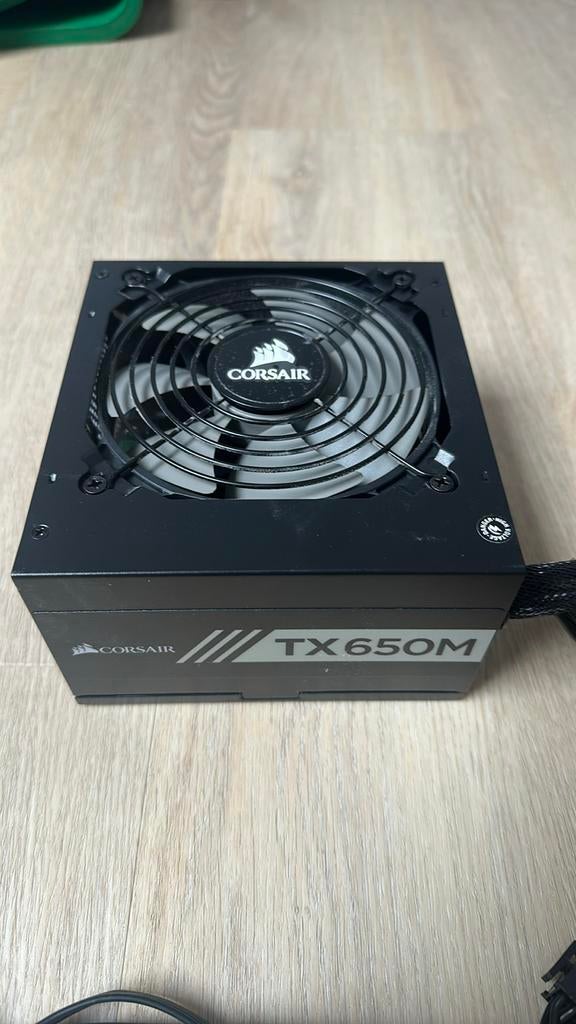Corsair TX650M voeding, Computers en Software, Interne voedingen, Ophalen, Zo goed als nieuw