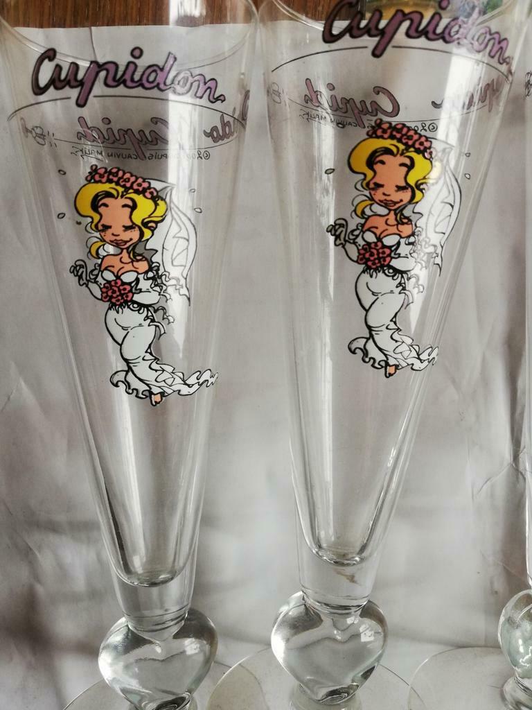 Verres calice série cupidon, Enlèvement ou Envoi, Comme neuf