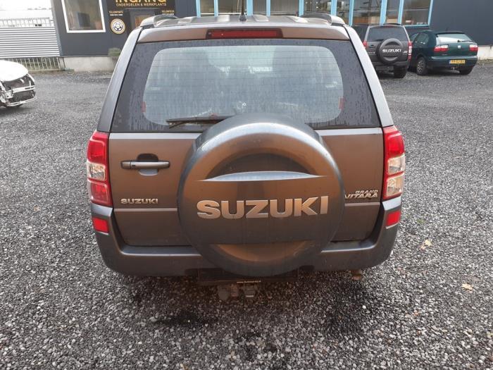 Housse roue d'un Suzuki Grand Vitara (ZY4), -, 3 mois de garantie, Utilisé, -