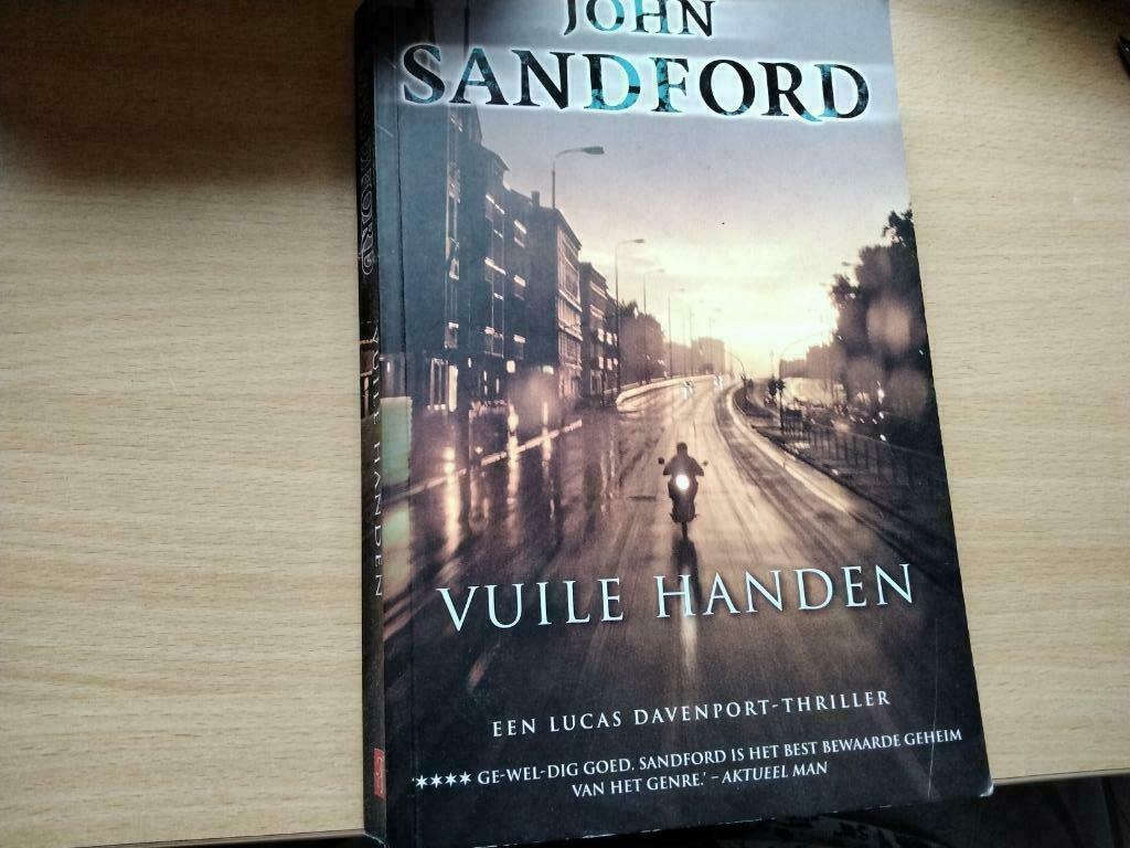 John Sandford- vuile handen, Ophalen of Verzenden, Gelezen