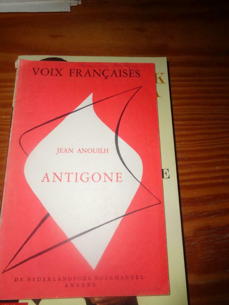 Antigone, Enlèvement ou Envoi, Utilisé