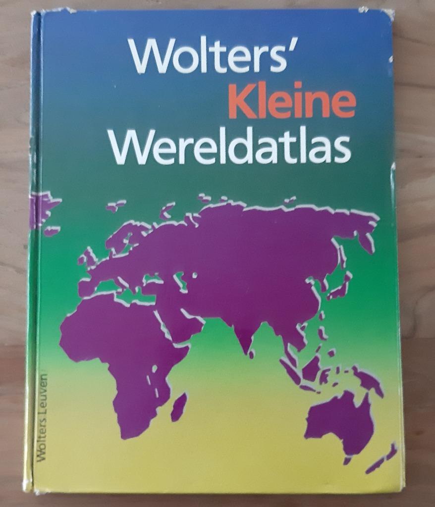 Wolters' kleine wereldatlas, Boeken, Gelezen, Overige atlassen, Ophalen of Verzenden, 1800 tot 2000